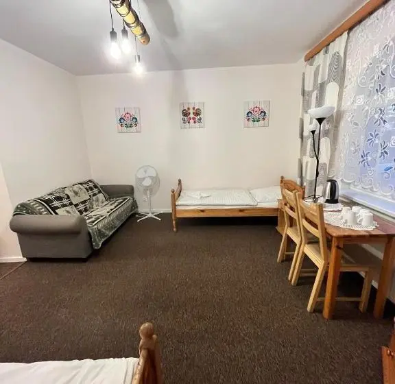 スタンダード5人部屋, Pensjonat Beskidzki