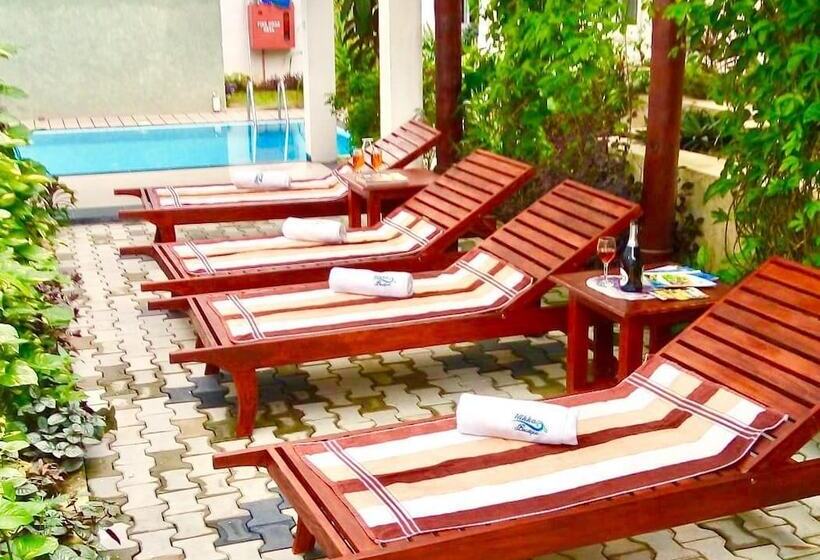 Бунгало Deluxe, Hikka Boutique