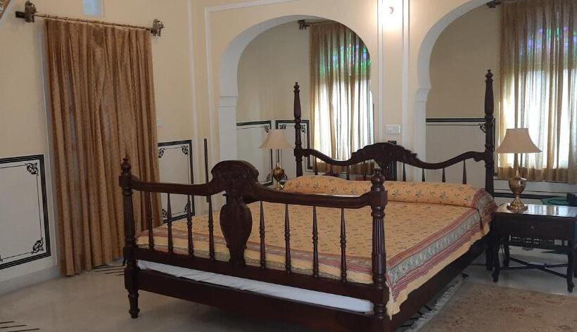 سوییت, Saba Haveli
