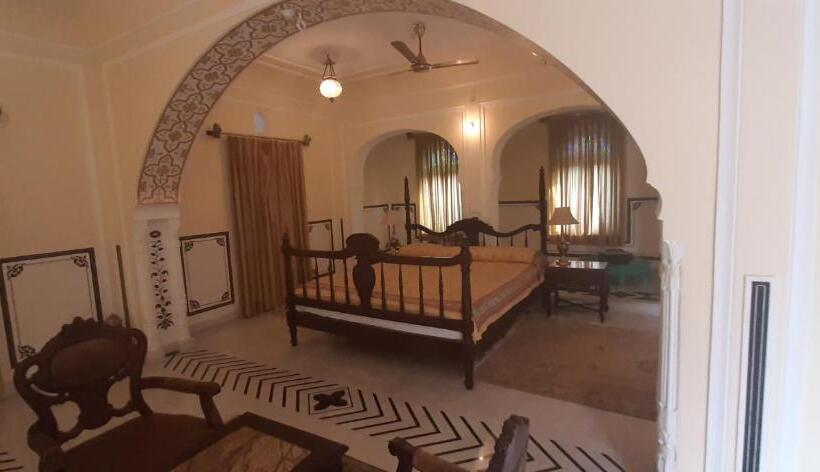 سوییت, Saba Haveli