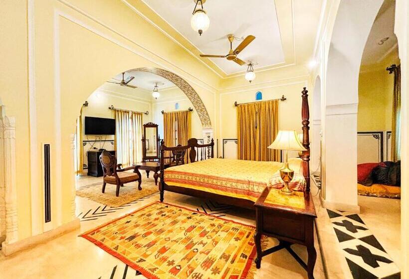 سوییت, Saba Haveli