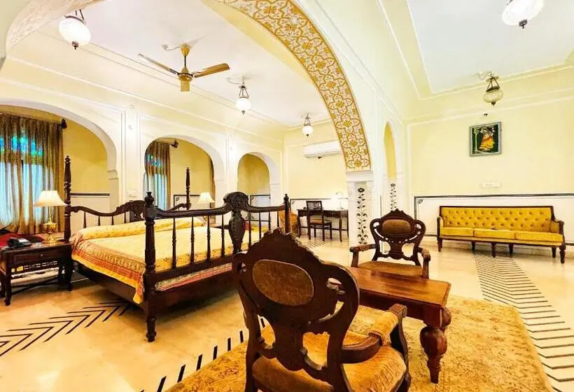 Suite, Saba Haveli