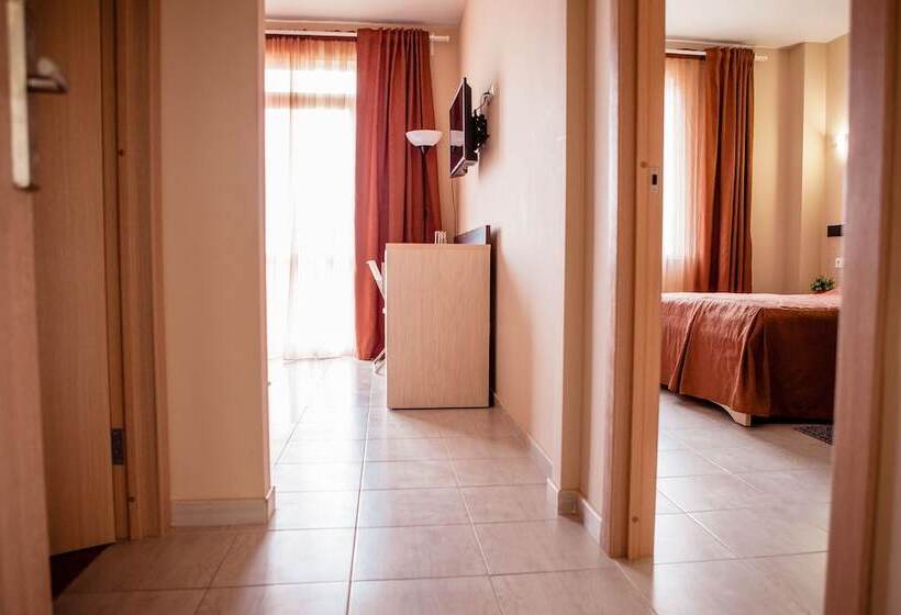 חדר קומפורט לשלושה, Beausoleil Guesthouse