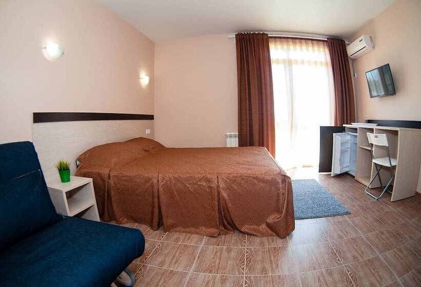 חדר קומפורט לשלושה, Beausoleil Guesthouse