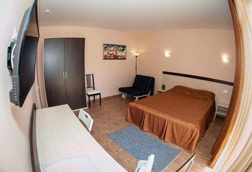 חדר קומפורט לשלושה, Beausoleil Guesthouse