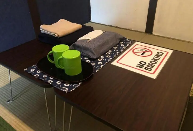浴室共有スタンダード４人用ルーム, Yadokari House