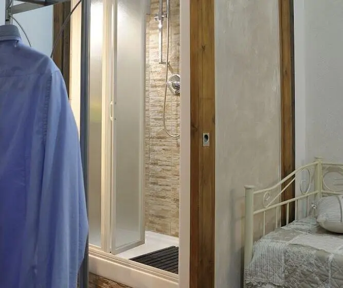 اتاق استاندارد یک نفره, B&b Borgo Cortese