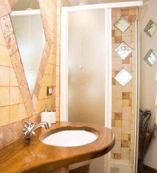 デラックスルーム, B&b Borgo Cortese