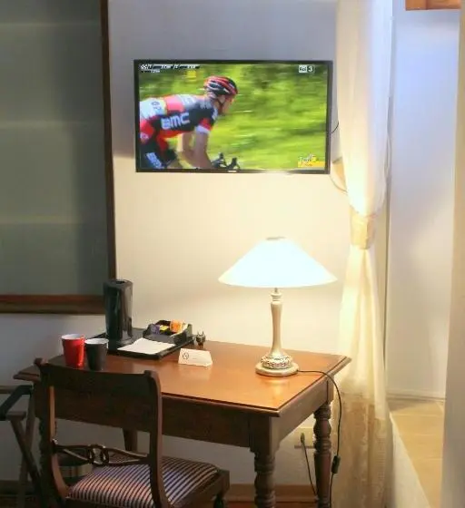 デラックスルーム, Eleonora Room & Breakfast