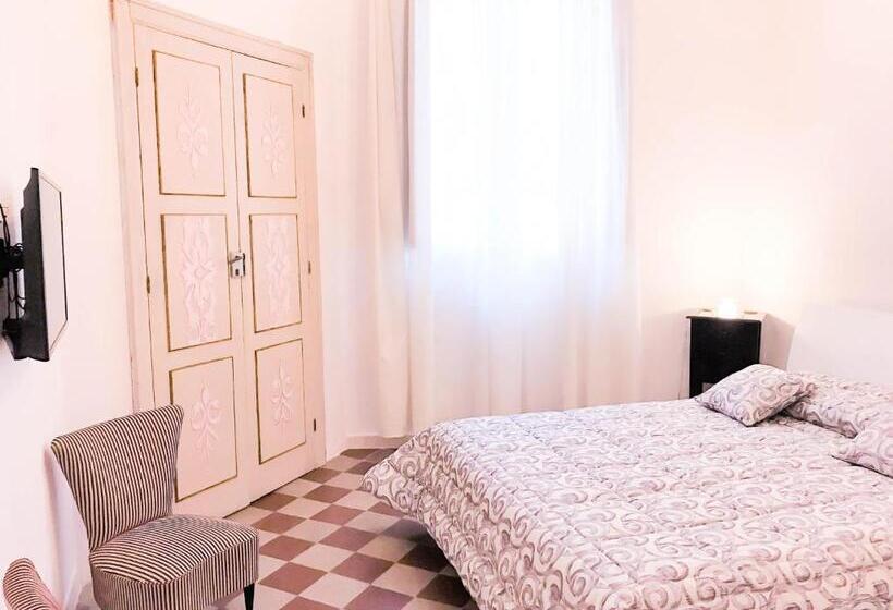 חדר סטנדרט לשלושה, Eleonora Room & Breakfast