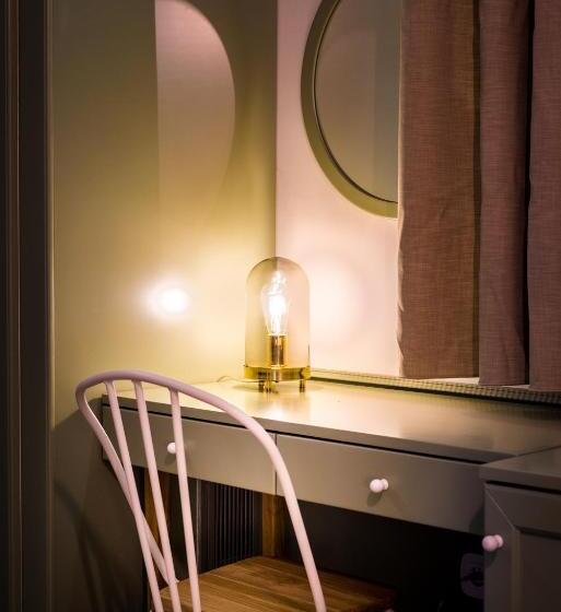 디럭스 스위트, Allure Central Boutique