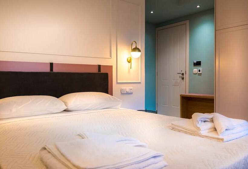 디럭스 룸, Allure Central Boutique