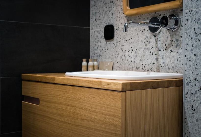 이그제큐티브 스위트, Allure Central Boutique