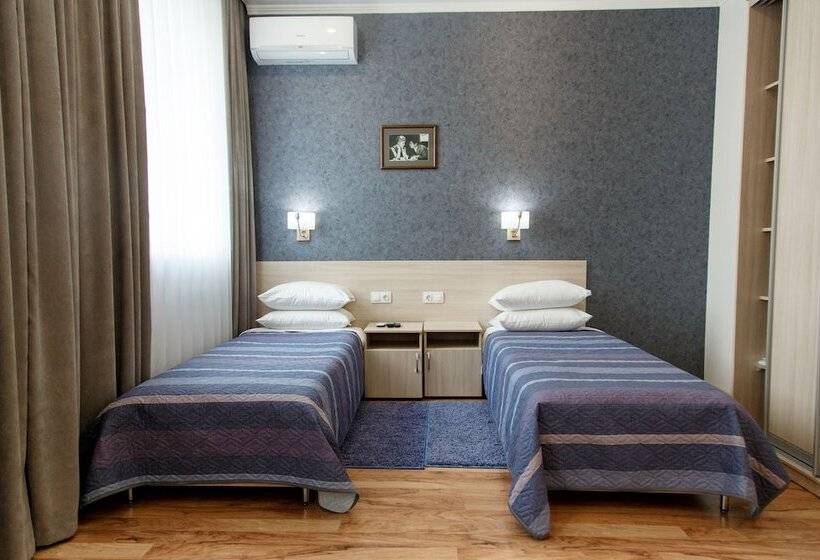 اتاق استاندارد, Amurasso