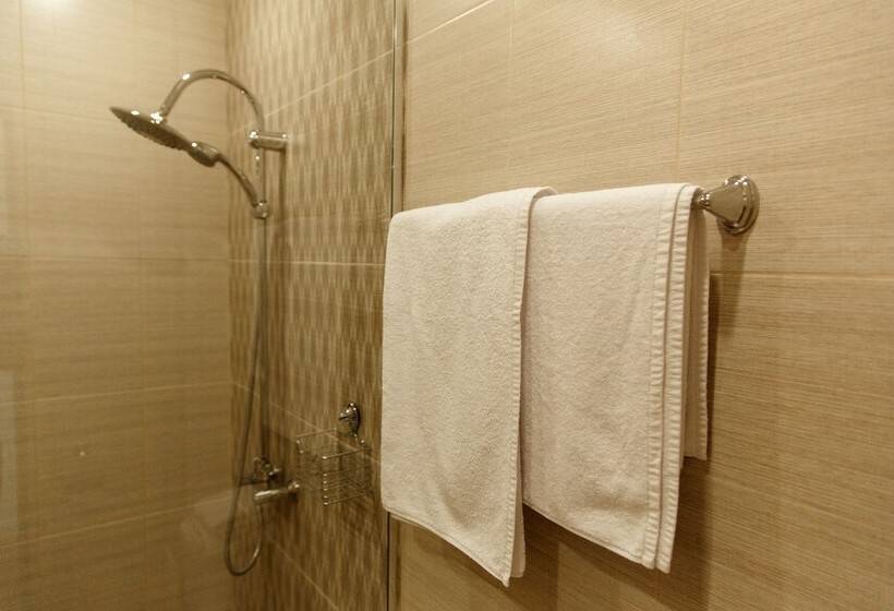 اتاق خانوادگی, Amurasso