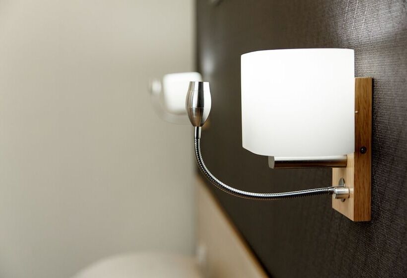 اتاق خانوادگی, Amurasso