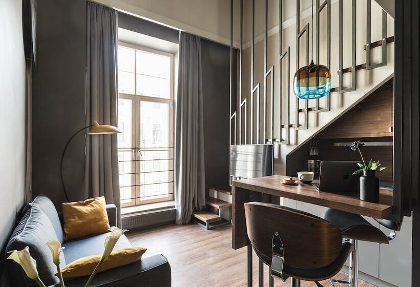 디럭스 룸 도시 전망, The Faces Historical Center