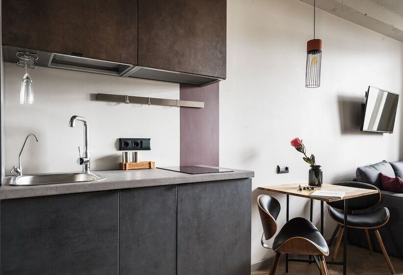 디럭스 룸 도시 전망, The Faces Historical Center