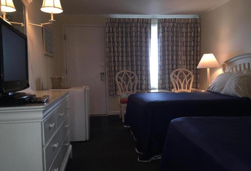 Номер Economy, Adams Ocean Front Resort