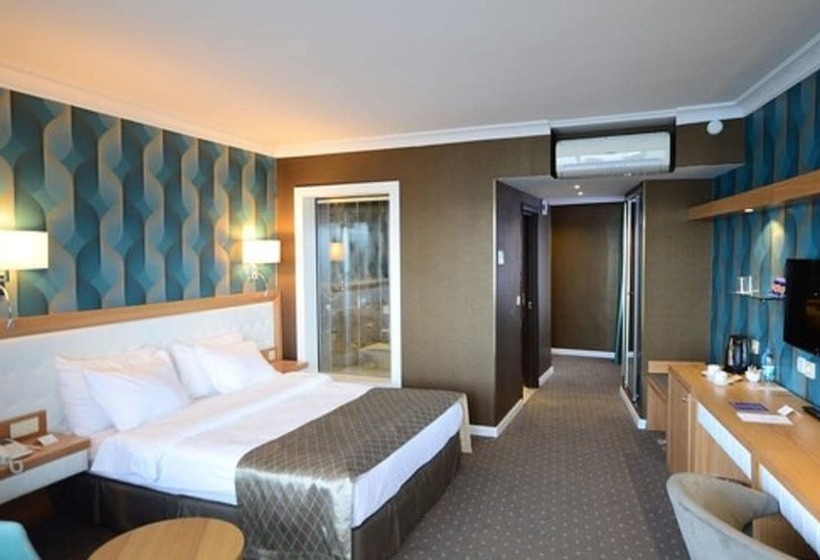 غرفة ديلوكس مطلة على المدينة, Akol