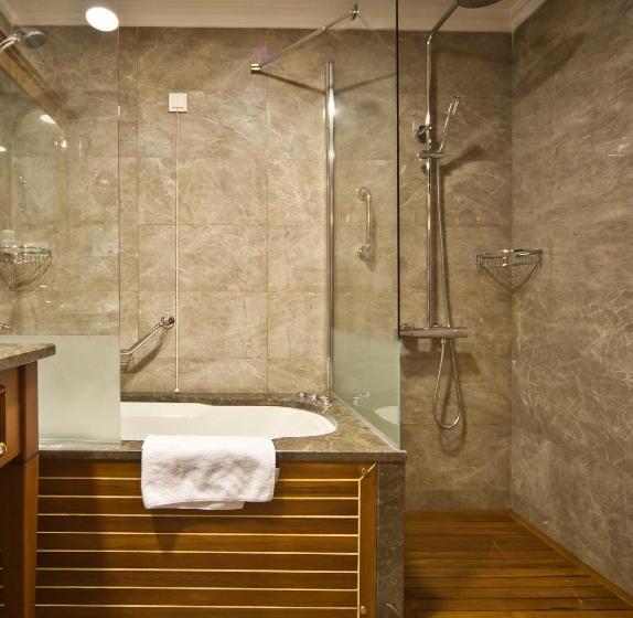 سوییت جونیور, Glk Premier Acropol Suites & Spa