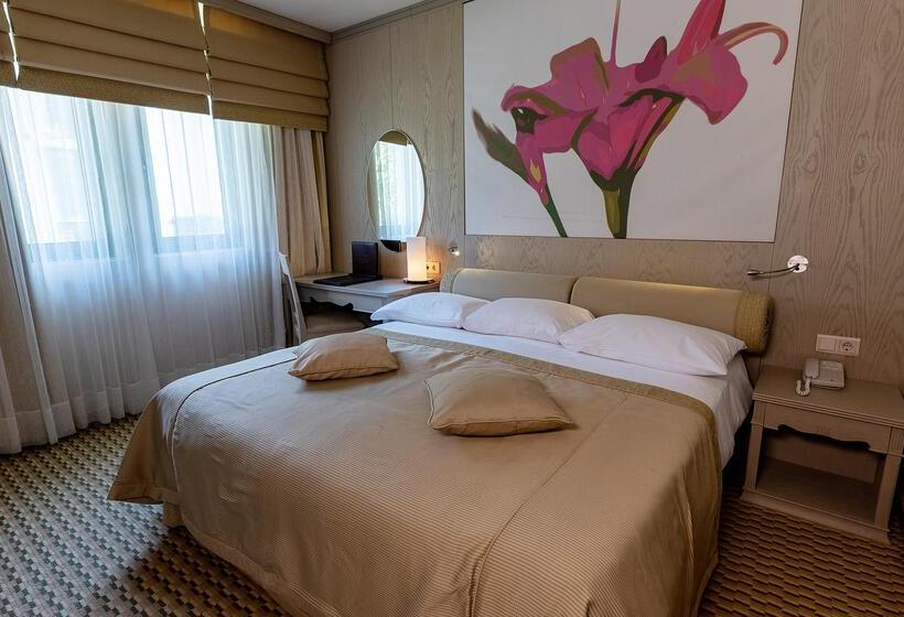 ‫فيلا غرفة نوم واحدة, Gloria Golf Resort