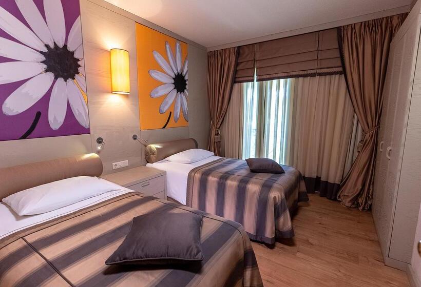 ‫فيلا غرفة نوم واحدة, Gloria Golf Resort