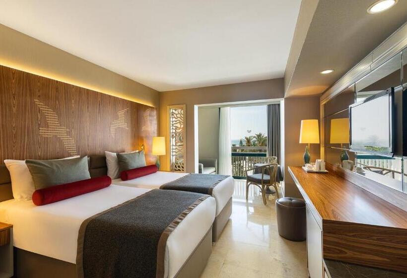 带海景的标准房, Paloma Perissia