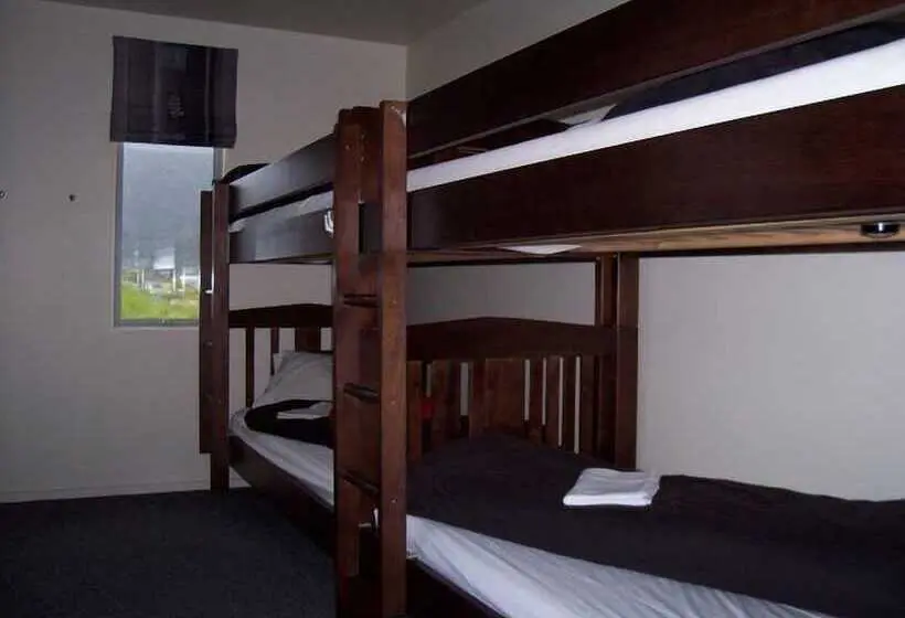 Vuode Makuusalissa, Tombstone Motel, Lodge & Backpackers