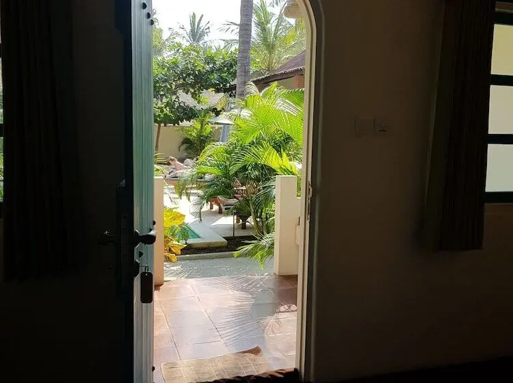 اتاق لوکس, White Coconut Resort