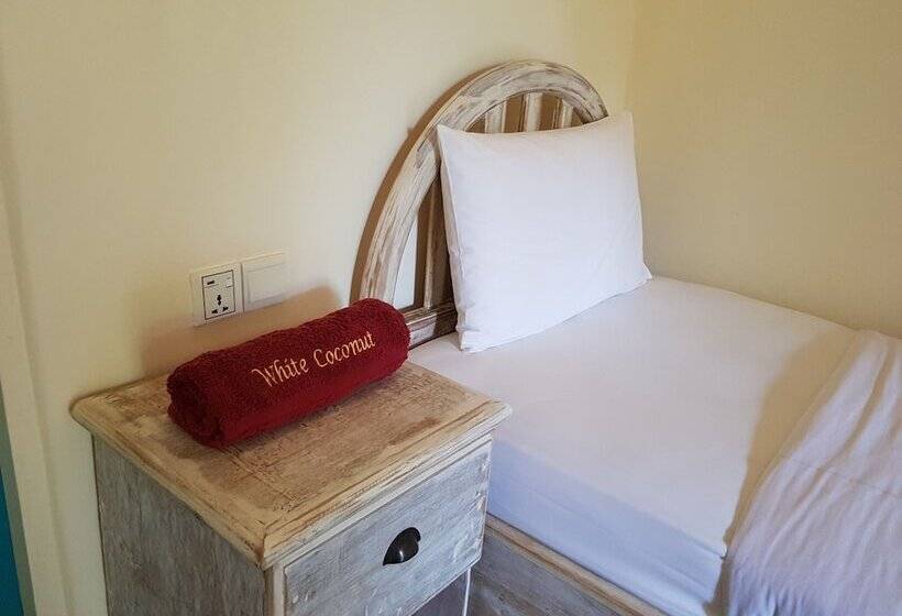 Quarto Deluxe, White Coconut Resort