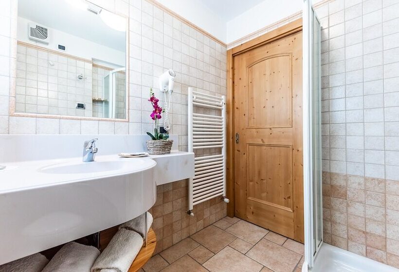 إستوديو قياسى, Chalet Mottolino