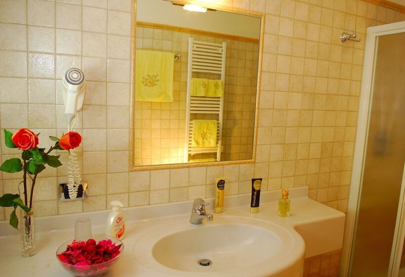 إستوديو قياسى, Chalet Mottolino