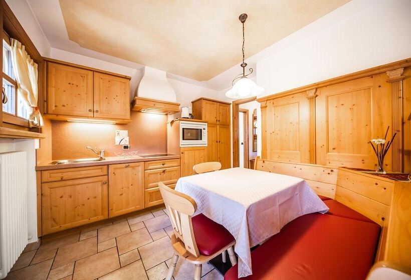 شقة غرفة واحدة, Chalet Mottolino