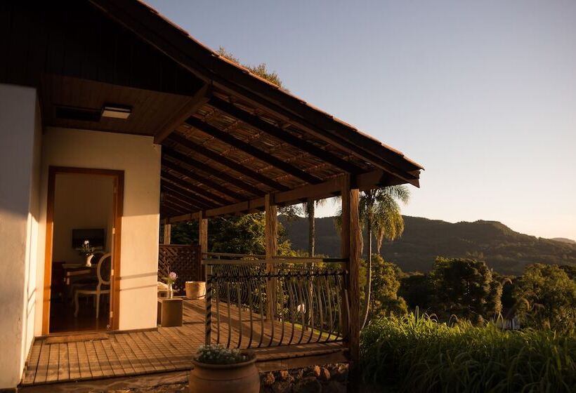 کلبه ییلاقی, Pousada La Vista