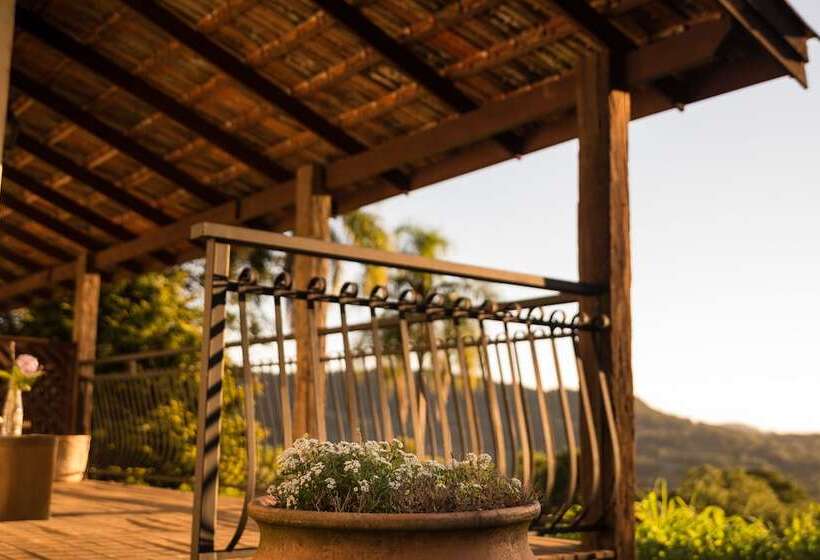 کلبه ییلاقی, Pousada La Vista