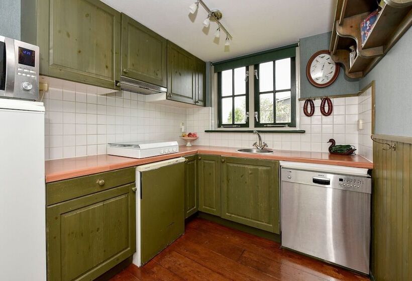 منزل غرفتين نوم, Dolce Vita