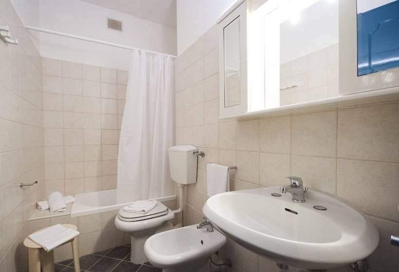 带1个卧室的顶楼公寓, Residence Golfo Della Lacona