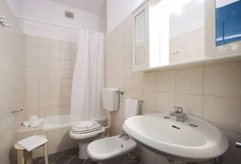 1 Bedroom Penthouse Apartment, Residence Golfo Della Lacona