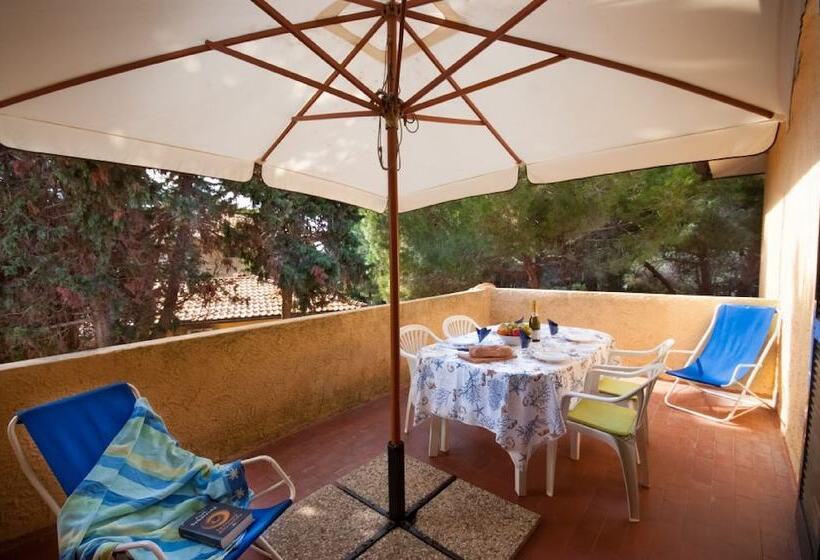 带1个卧室的顶楼公寓, Residence Golfo Della Lacona