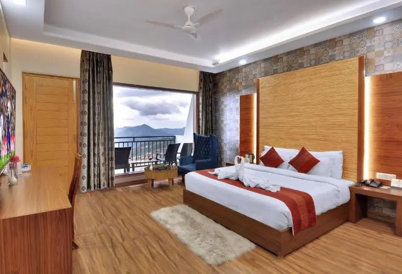 Perhesviitti, Ekant Retreat Resort