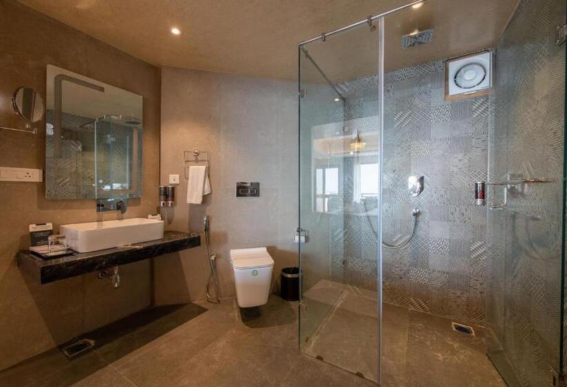 غرفة بريميوم رباعية, Ekant Retreat Resort