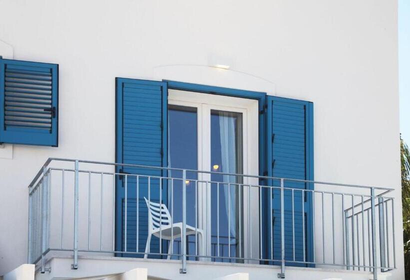 Номер Стандарт с Балконом, Rivazzurra Design Rooms