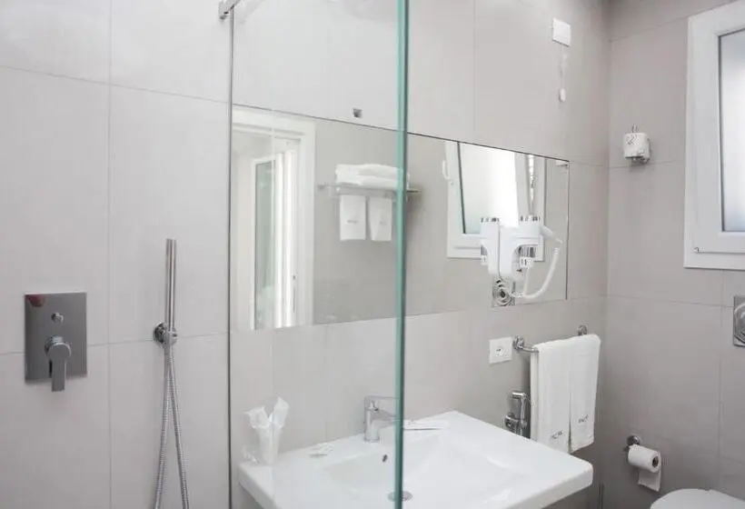 اتاق لوکس, Rivazzurra Design Rooms