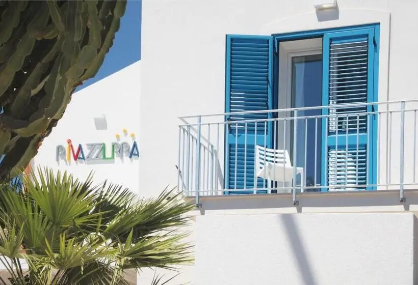 سوییت با چشم‌انداز دریا, Rivazzurra Design Rooms