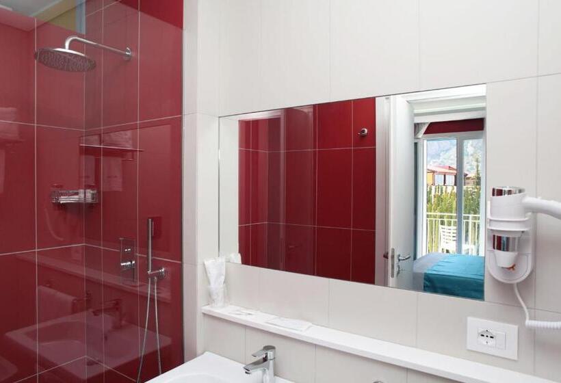 Люкс Вид на Море, Rivazzurra Design Rooms