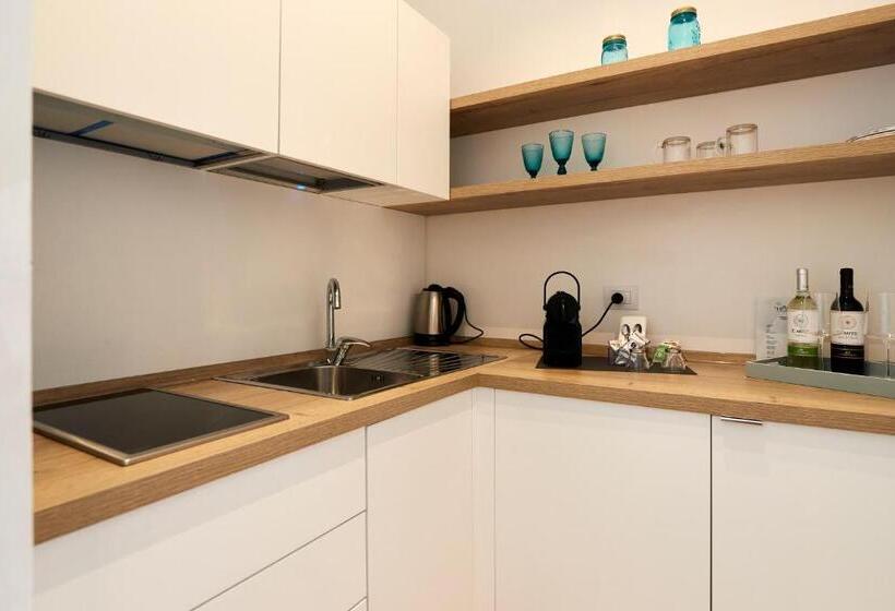 اتاق لوکس با چشم‌انداز دریا, B&b Suite Home Trani
