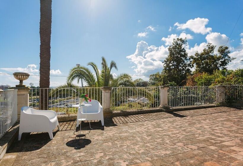 Pokój Czteroosobowy Deluxe, Dimora Archimedea