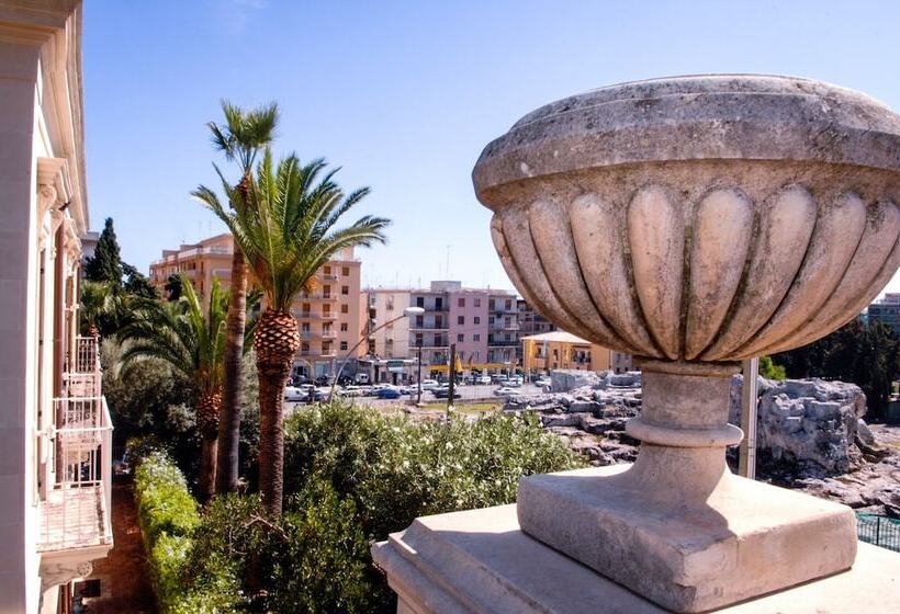 Pokój Czteroosobowy Deluxe, Dimora Archimedea