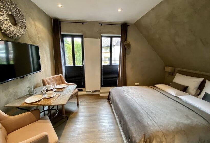 Апартаменты Basic 1 Спальня, Country Suites By Verdino Living